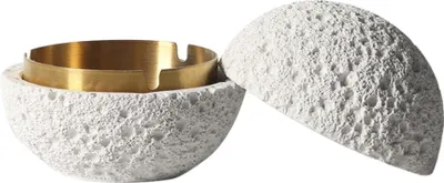 Zdjęcie produktu dla INF Nordycka Popielniczka z Pokrywką - Cement i Stal Nierdzewna, 2 Rozmiary Biały S