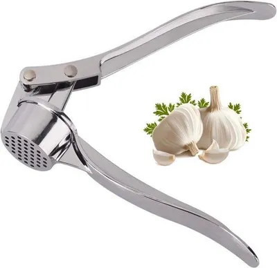 Productafbeelding van Zwarte, stevige knoflookpersen voor het moeiteloos persen van knoflook – zonder het te schillen!
