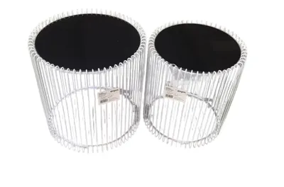 Produktbild von Design-Beistelltische 2er-Set in weis aus Eisen mit schwarzer Glasplatte – Ø45x46 cm & Ø38x44 cm
