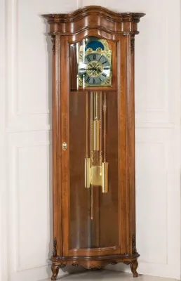 Image de Horloge de salon Horloges en bois massif Horloges en bois véritable Décoration italienne