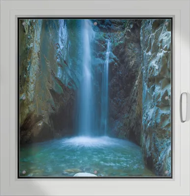 Produktbild von Wallario Lichtschutzbild, Dekorativer Sichtschutz Sonnenschutz 96 x 93 cm mit Motiv: Wasserfall bei Sonneneinfall - Verdunklung ohne Bohren