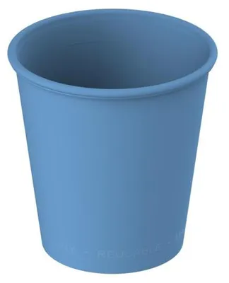 Produktbild von Blauer Mehrwegbecher aus recycelbarem Material, BPA-frei und spülmaschinengeeignet