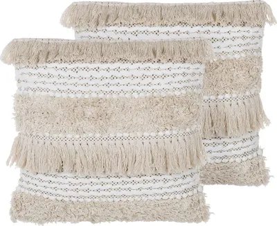Produktbild von BELIANI Sada 2 dekoratívnych vankúšov béžová pruhovaný vzor 45 x 45 cm so strapcami boho retro bytové doplnky
