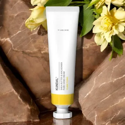 Obrázok produktu pre Kundal Bambucké maslo a makadamiový krém na ruky - hydratačný a výživný krém na ruky YLANG YLANG - 50 ml