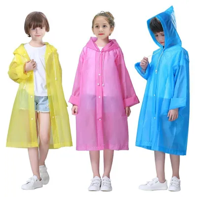 Produktbild von Set mit 3 wiederverwendbaren Regenponchos für Erwachsene – Uni und wasserdicht