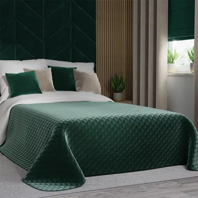Produktbild von VELVI Tagesdecke 220x240cm - Smaragdgrün mit geometrischem Muster