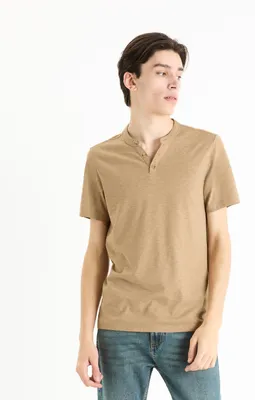 Produktbild von Celio Cegetti Herren T-Shirt, Henley-Stil, mit Knopfleiste und kurzen Ärmeln, Größe M