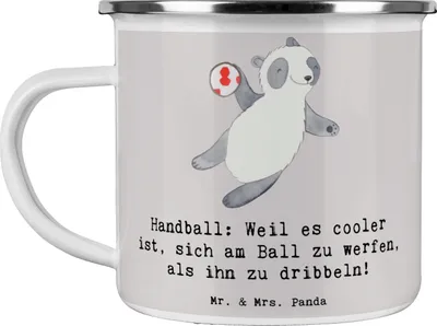 Produktbild von Mr. & Mrs. Panda Emaille Tasse Handball Action - Grau Pastell - Geschenk, Teamarbeit, Teamsport, Sportler, Teetasse, Haferl, reisetasse, Pott, Taktik, Emailletasse, Sport