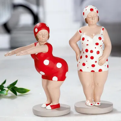 Imagen del producto de Figura decorativa, figura de baño, "Becky", con puntos, resina, rojo y blanco, L. 9 cm, An. 8 cm, Alt. 20,5 cm. 37055. 4063387370551. 2 unidades (variedad de 2)