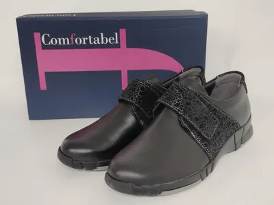 Produktbild von Comfortabel Damen Klett-Halbschuh schwarz, herausnehmbare Innensohle 41