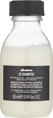 Produktbild von Davines OI Shampoo Pflegeshampoo für alle Haartypen 90 ml