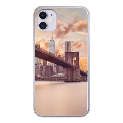 Produktbild von MuchoWow® Handyhülle Schutzhülle Hülle für iPhone 11 Brooklyn Bridge und die New Yorker Skyline bei Sonnenuntergang Silikon Softcase Handy Hülle - Handytasche