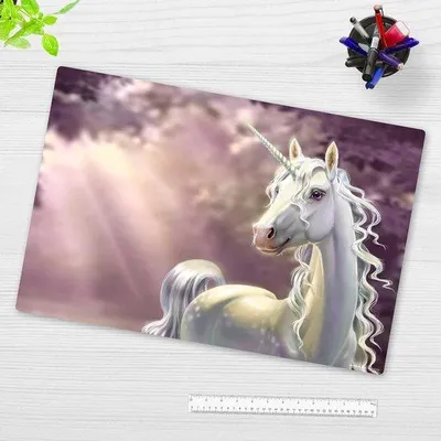 Produktbild von Famanu Schreibtischunterlage Einhorn - lila Hintergrund - 70 x 50 cm - PVC -  Germany