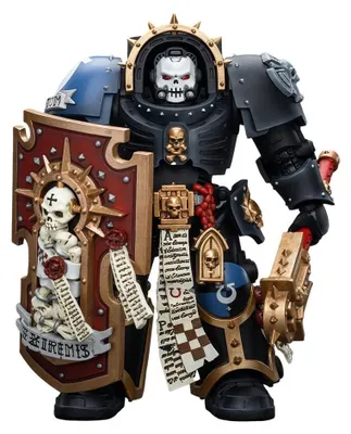 Immagine prodotto di Figurka Warhammer 40k 1/18 - Cappellano degli Ultramarines in armatura Terminator