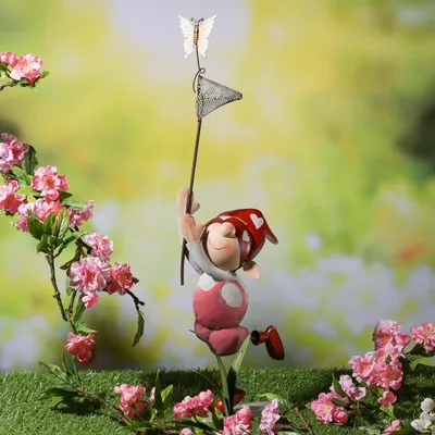 Produktbild von Gartenfigur Lili - Mädchen mit Schmetterlingsfänger - Dekofigur - Metall - H: 50cm