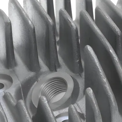 Produktbild von Zylinderkopf Airsal T6-Racing 69,7ccm 47,6mm für Peugeot liegend AC