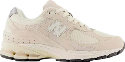 Produktbild von New Balance Sneakers M2002RCC in Beige color size 41.5