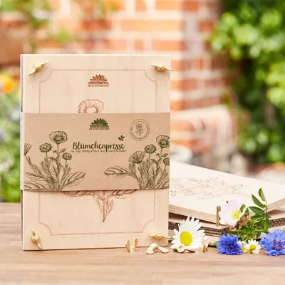 Produktbild von Blumenpresse aus Buchenholz 190x250mm zum Blüten trocknen Handgefertigt