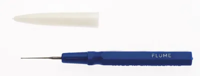 Produktbild von Blauer Ölgeber aus Stahl mit Schutzkappe für Armbanduhren – Uhrmacherwerkzeug