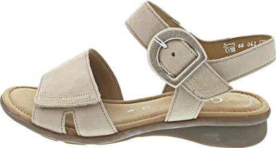 Produktbild von Gabor Sandalen 66.062.33 mit flexibler Laufsohle und Klettverschlüssen, oak/puder