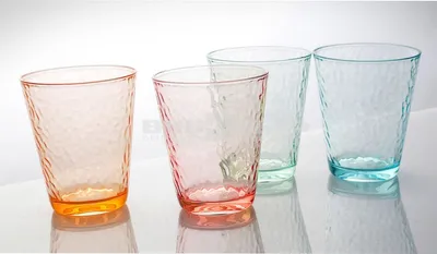 Produktbild von Trinkgläser VINTAGE - 4er Set - 4 Farben - bruchfestes Polycarbonat- 300ml