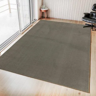 Image de Tapis uni lavable Unyqoos®, à poils courts, en polyester, de couleur verte unie, de forme carrée, dimensions 200 x 200 cm, poids 1250 g/m², OEKO-TEX100