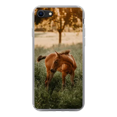 Produktbild von MuchoWow® Handyhülle Schutzhülle Hülle für iPhone 8 Pferd - Gras - Baum Silikon Softcase Handy Hülle - Schutzhaube