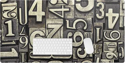 Produktbild von Zahlen Im Retro-Stil – Schreibtischunterlage – Rutschfeste Tischunterlage – Schreibtischmatte für Büro & Zuhause – Schreibunterlage – Mauspad – Tischmatte – 100 x 50 cm