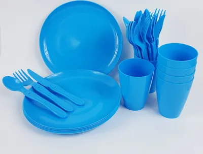 Produktbild von Picknickset Campinggeschirr 31-teilig für 6 Personen Teller Becher Besteck blau