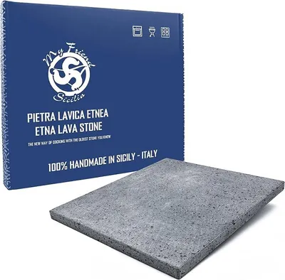 Imagen del producto de Piedra para pizza, apta para horno y parrilla a gas, de 39x35x2 cm - Fabricada en Italia - Piedra volcánica Ätna
