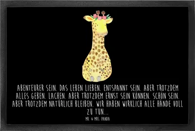 Produktbild von Mr. & Mrs. Panda Schmutzfänger Giraffe Blumenkranz 60 x 90 cm - Schwarz - Geschenk, Afrika, Eingangsteppich, fußmatte, Selbstliebe, Türvorleger, Fussmatte, Schmutzmatte