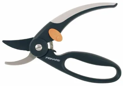 Productafbeelding van Fiskars Bypass-snoeischaar "Elegance" P44