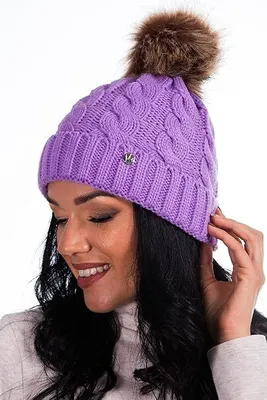 Produktbild von Gestrickte Damen-Wintermütze mit großem Kunstfellbommel HEYO Damen  Strickmütze Bommelmütze Lila