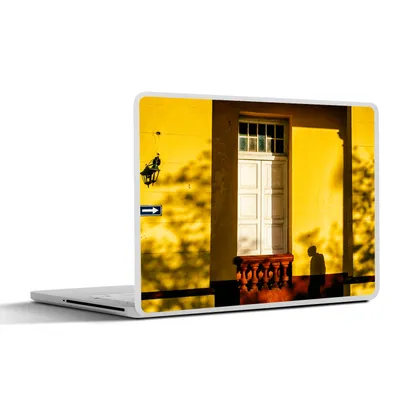 Produktbild von MuchoWow® Laptop Aufkleber Sticker Cover Tür - Gelb - Architektur - Schatten 25x18 cm - Laptop-Deko