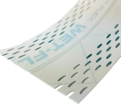 Produktbild von Strait-Flex 8x Wet-Flex 100 Kantenprofil auf der Rolle , 30,5 m, Grau, flexibles, wasseraktivierbares Winkelprofil selbstklebend für Innen- & Außenkanten im Trockenbau als Kantenschutz
