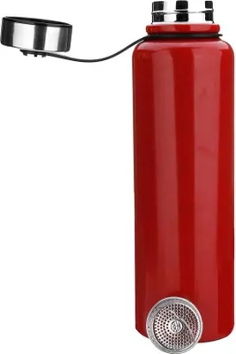 Productafbeelding van Famanu waterfles, 1,5 liter - Rood, roestvrij staal, vacuümgeïsoleerd, lekvrij