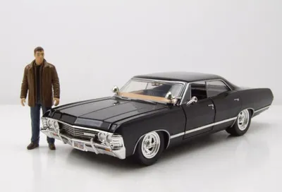 Immagine prodotto di Jada Toys 253255037 - Supernatural: Dean Winchester & 1967 Chevy Impala, 1:24