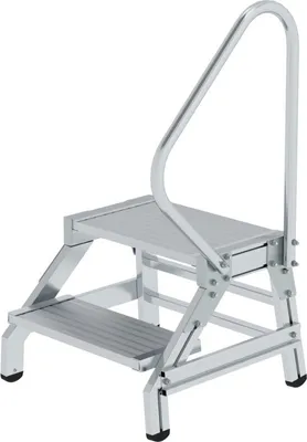 Produktbild von Montagetritt mit Handlauf | 2 Stufen | Aluminium geriffelt | Rutschfeste Kunststoffschuhe