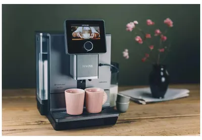 Produktbild von NIVONA - NICR 970 - Titan/Chrom - Kaffeevollautomat + 1 kg Kaffee GRATIS!