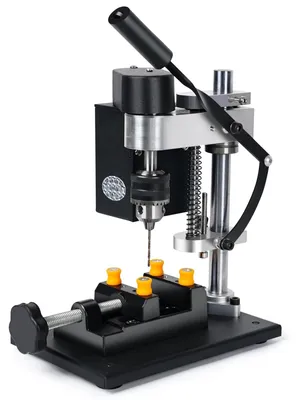Produktbild von Mini Tischbohrmaschine - Ständerbohrmaschine - 15,2 cm verstellbar - 7 Geschwindigkeiten - Für Bohrungen in Metall und Holz - EU-Stecker
