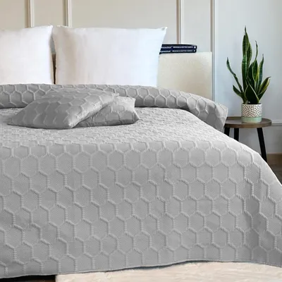 Zdjęcie produktu dla Narzuta Ma Łóżko Kapa Pled Parla 3D jasnoszara 180x220 cm + 2x 40x40 cm