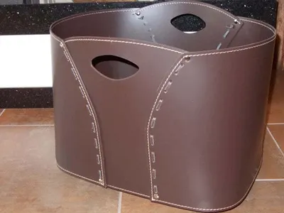 Produktbild von Exquisiter Kaminholzkorb "VIOLA" aus italienischem Leder | Dunkelbraun (dark brown)