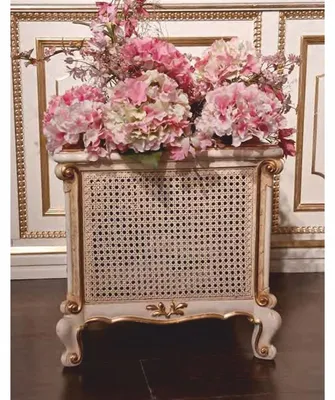 Produktbild von Casa Padrino Luxus Barock Blumentopf Weiß / Beige / Gold H. 45 cm - Italy