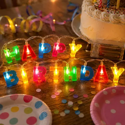 Happy Birthday Lichterkette, 13 warmweiße LEDs, 2 m, batteriebetrieben