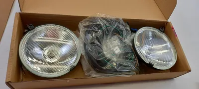 Immagine prodotto di Faro originale RENAULT Alaskan 8201704717