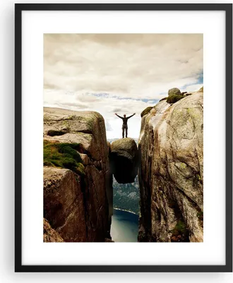 Produktbild von Gerahmtes Poster - Schwarzer Rahmen - Felsen Gipfel Wolken - 40x50 cm - Wand Bild - Wanddeko - Wandbilder - Kunstposter - Wandposter - Bilderrahmen - Bilder - Kunstdruck - P2BPA40x50-5147