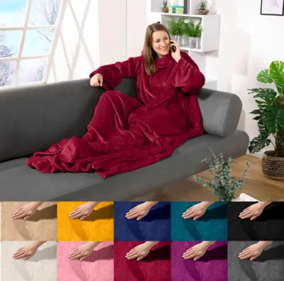 Produktbild von heimtexland ® Ärmeldecke TV Kuscheldecke mit Ärmeln Taschen Fußsack Super Soft Flanell tragbare Decke Ganzkörperdecke Typ870 Bordeaux Rot 180x150 cm