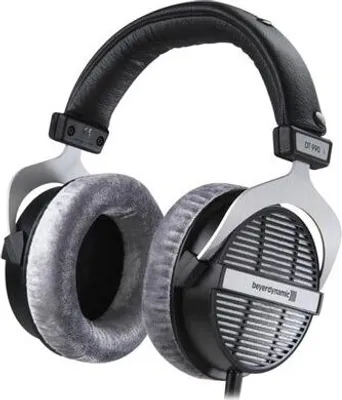 Produktbild von beyerdynamic DT 990 PRO Bügelkopfhörer, 3 m Kabell?nge