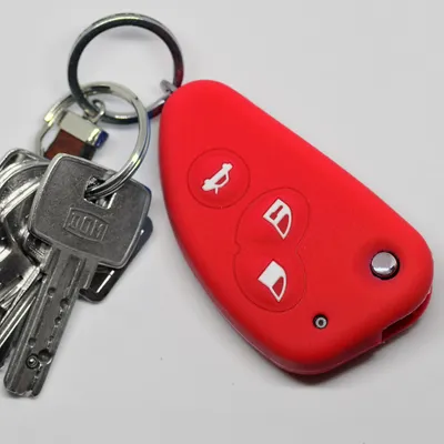 Produktbild von Auto Schlüssel Silikon Schutz Hülle Rot kompatibel mit Alfa Romeo 156 147 GT 97-10 3 Tasten Klappschlüssel