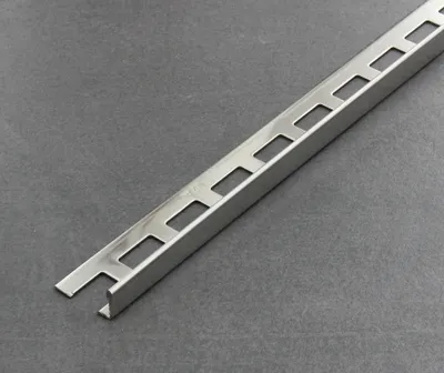 Produktbild von Fliesenschiene als Winkelprofil V2A Edelstahl GLÄNZEND Länge 2,50 m Breite 10 mm Fliesenprofil Übergangsprofil Fliesenleiste Treppenkantenprofil